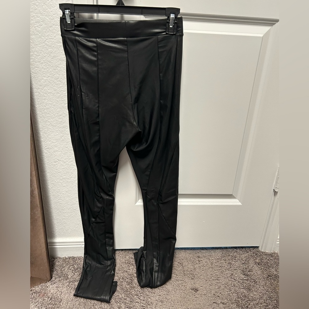 Leather leggings